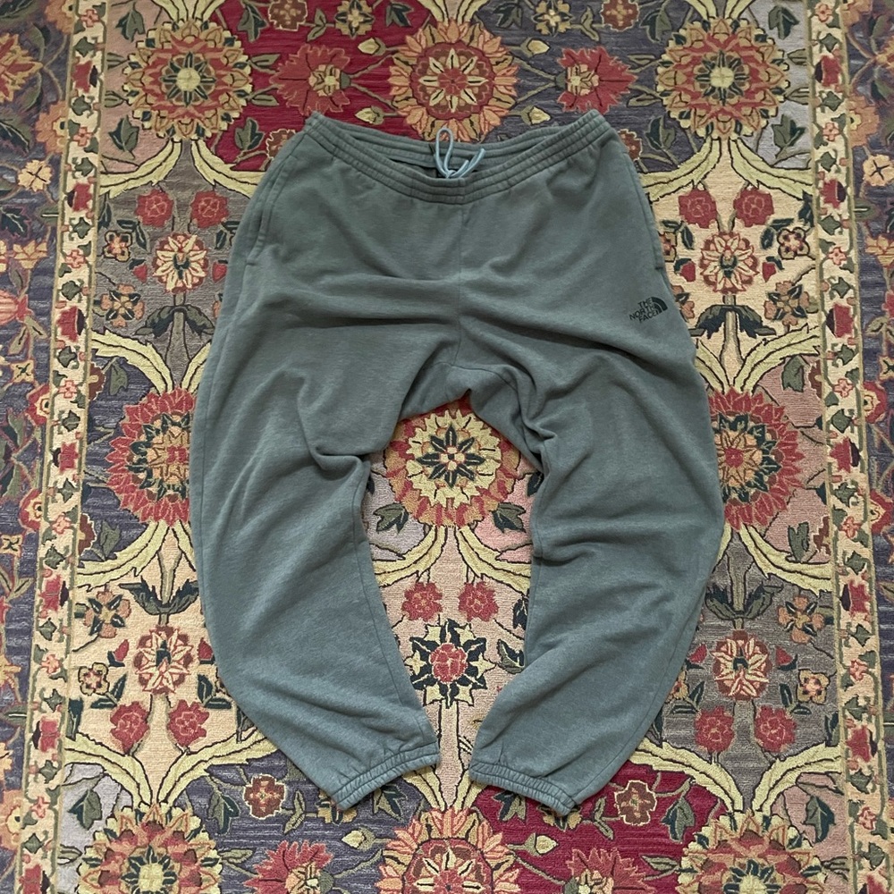 The North Face Sweatpants Men’s XL Grey